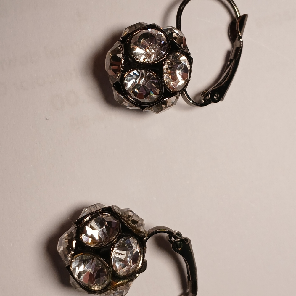 Chic Silver Crystal Drop Earrings